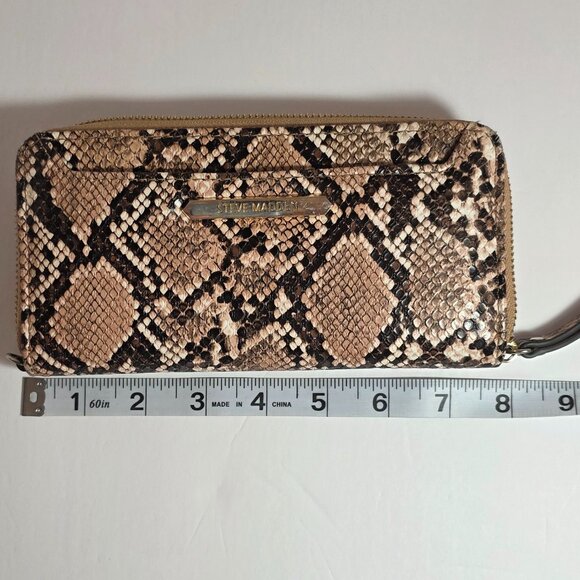 Steve Madden Wallet - Snake Print - Picture 6 of 8